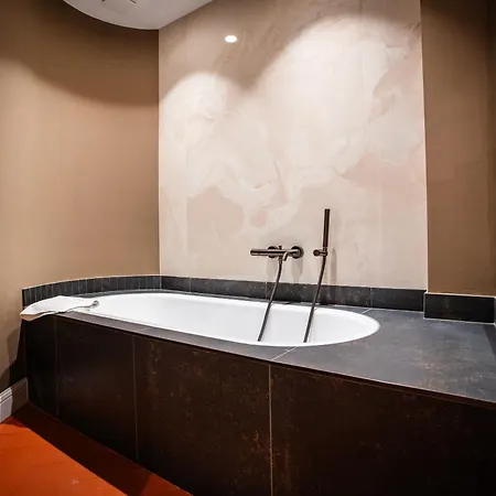 Lägenhet Marchesana Luxury Bologna